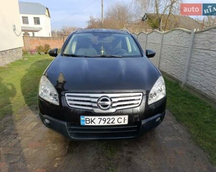 Черный Ниссан Кашкай 2, объемом двигателя 2 л и пробегом 365 тыс. км за 8400 $, фото 4 на Automoto.ua