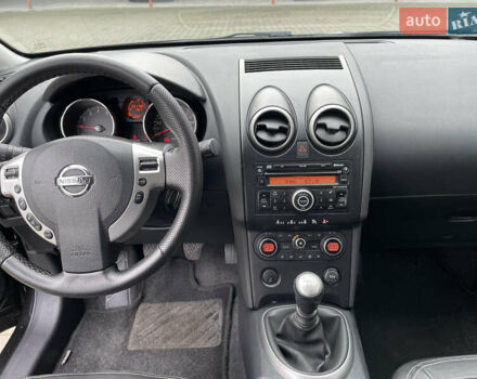 Черный Ниссан Кашкай 2, объемом двигателя 2 л и пробегом 231 тыс. км за 8900 $, фото 18 на Automoto.ua