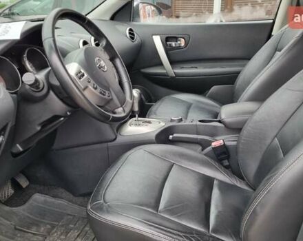 Черный Ниссан Кашкай 2, объемом двигателя 2 л и пробегом 179 тыс. км за 10500 $, фото 25 на Automoto.ua