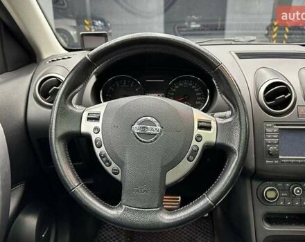 Черный Ниссан Кашкай 2, объемом двигателя 2 л и пробегом 242 тыс. км за 9899 $, фото 12 на Automoto.ua