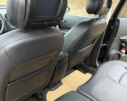 Черный Ниссан Кашкай 2, объемом двигателя 2 л и пробегом 261 тыс. км за 10600 $, фото 6 на Automoto.ua