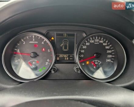 Чорний Ніссан Кашкай 2, об'ємом двигуна 2 л та пробігом 237 тис. км за 10450 $, фото 27 на Automoto.ua