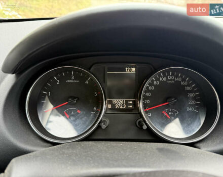 Черный Ниссан Кашкай 2, объемом двигателя 2 л и пробегом 190 тыс. км за 12500 $, фото 12 на Automoto.ua