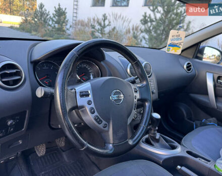 Черный Ниссан Кашкай 2, объемом двигателя 1.5 л и пробегом 243 тыс. км за 10800 $, фото 23 на Automoto.ua