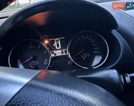 Черный Ниссан Кашкай 2, объемом двигателя 1.5 л и пробегом 228 тыс. км за 10950 $, фото 27 на Automoto.ua
