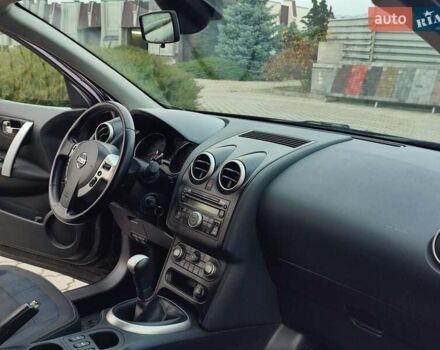 Черный Ниссан Кашкай 2, объемом двигателя 1.6 л и пробегом 220 тыс. км за 9950 $, фото 35 на Automoto.ua