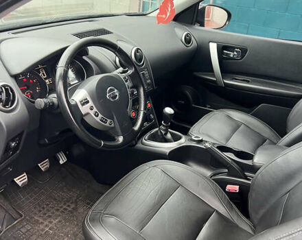 Черный Ниссан Кашкай 2, объемом двигателя 2 л и пробегом 237 тыс. км за 10200 $, фото 25 на Automoto.ua