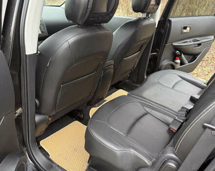 Черный Ниссан Кашкай 2, объемом двигателя 2 л и пробегом 261 тыс. км за 10600 $, фото 7 на Automoto.ua