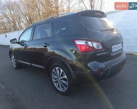 Черный Ниссан Кашкай 2, объемом двигателя 2 л и пробегом 220 тыс. км за 12700 $, фото 6 на Automoto.ua