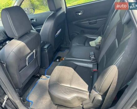 Черный Ниссан Кашкай 2, объемом двигателя 2 л и пробегом 206 тыс. км за 13000 $, фото 8 на Automoto.ua