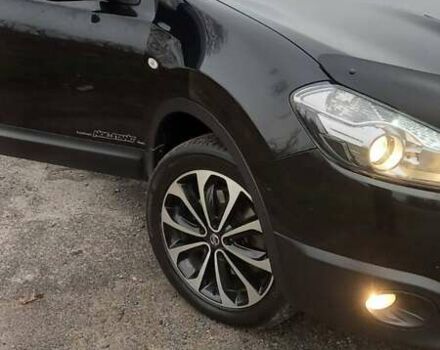 Черный Ниссан Кашкай 2, объемом двигателя 2 л и пробегом 300 тыс. км за 12400 $, фото 4 на Automoto.ua