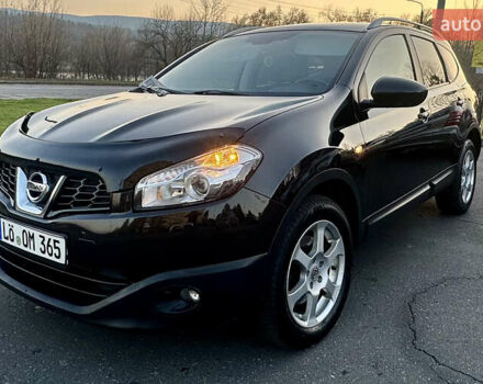 Черный Ниссан Кашкай 2, объемом двигателя 2 л и пробегом 189 тыс. км за 12555 $, фото 2 на Automoto.ua