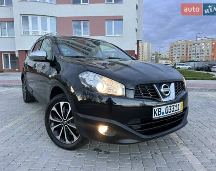 Черный Ниссан Кашкай 2, объемом двигателя 1.6 л и пробегом 203 тыс. км за 10999 $, фото 3 на Automoto.ua