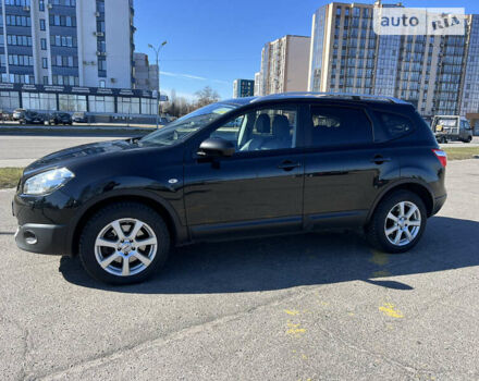 Чорний Ніссан Кашкай 2, об'ємом двигуна 2 л та пробігом 220 тис. км за 10800 $, фото 1 на Automoto.ua