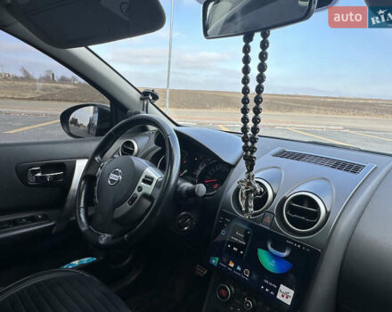 Чорний Ніссан Кашкай 2, об'ємом двигуна 1.6 л та пробігом 240 тис. км за 11800 $, фото 17 на Automoto.ua