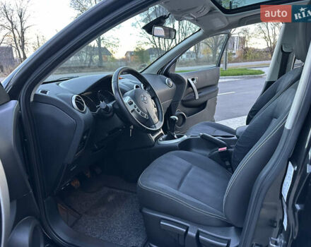 Черный Ниссан Кашкай 2, объемом двигателя 1.6 л и пробегом 203 тыс. км за 10999 $, фото 30 на Automoto.ua