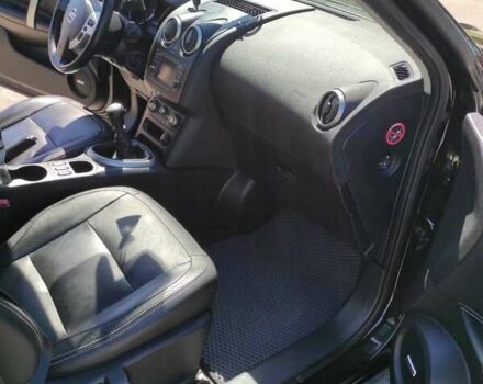 Черный Ниссан Кашкай 2, объемом двигателя 1.6 л и пробегом 185 тыс. км за 13500 $, фото 4 на Automoto.ua