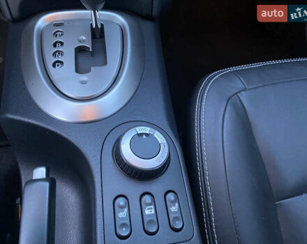 Черный Ниссан Кашкай 2, объемом двигателя 2 л и пробегом 175 тыс. км за 12890 $, фото 14 на Automoto.ua