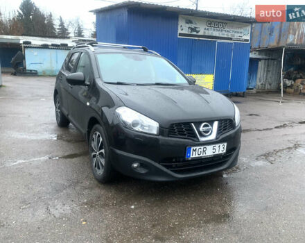 Черный Ниссан Кашкай 2, объемом двигателя 1.6 л и пробегом 212 тыс. км за 10800 $, фото 1 на Automoto.ua
