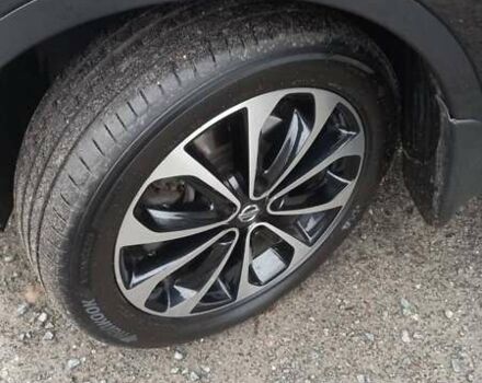 Черный Ниссан Кашкай 2, объемом двигателя 2 л и пробегом 300 тыс. км за 12400 $, фото 7 на Automoto.ua