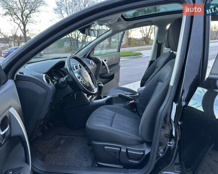 Черный Ниссан Кашкай 2, объемом двигателя 1.6 л и пробегом 203 тыс. км за 10799 $, фото 26 на Automoto.ua