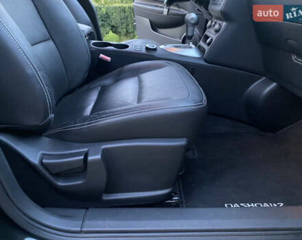 Черный Ниссан Кашкай 2, объемом двигателя 2 л и пробегом 175 тыс. км за 12890 $, фото 18 на Automoto.ua
