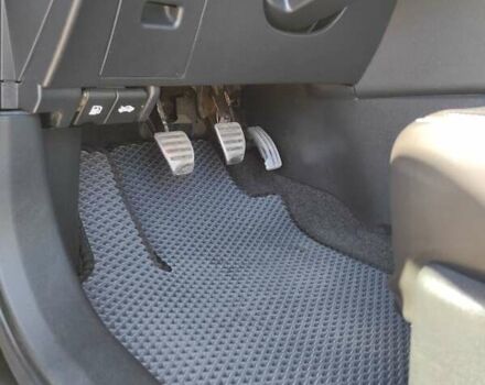 Черный Ниссан Кашкай 2, объемом двигателя 1.6 л и пробегом 185 тыс. км за 13500 $, фото 13 на Automoto.ua