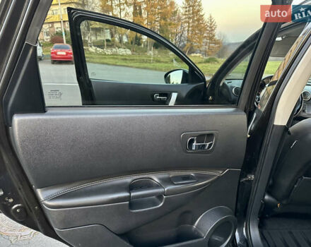 Черный Ниссан Кашкай 2, объемом двигателя 2 л и пробегом 189 тыс. км за 12555 $, фото 46 на Automoto.ua