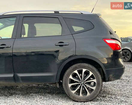 Черный Ниссан Кашкай 2, объемом двигателя 1.5 л и пробегом 277 тыс. км за 10890 $, фото 4 на Automoto.ua