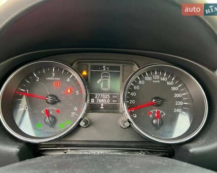 Черный Ниссан Кашкай 2, объемом двигателя 1.5 л и пробегом 277 тыс. км за 10890 $, фото 20 на Automoto.ua