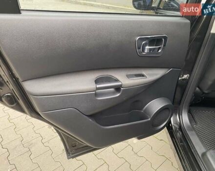 Черный Ниссан Кашкай 2, объемом двигателя 1.6 л и пробегом 238 тыс. км за 9550 $, фото 19 на Automoto.ua