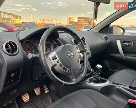 Черный Ниссан Кашкай 2, объемом двигателя 1.5 л и пробегом 277 тыс. км за 10890 $, фото 16 на Automoto.ua