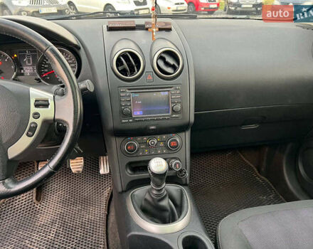 Черный Ниссан Кашкай 2, объемом двигателя 1.5 л и пробегом 277 тыс. км за 10890 $, фото 26 на Automoto.ua