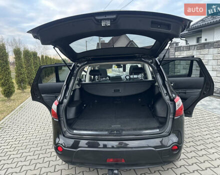 Черный Ниссан Кашкай 2, объемом двигателя 1.6 л и пробегом 211 тыс. км за 11500 $, фото 19 на Automoto.ua