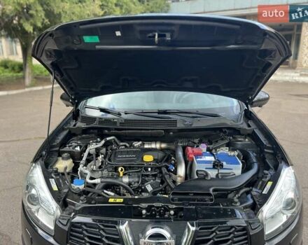 Черный Ниссан Кашкай 2, объемом двигателя 1.6 л и пробегом 167 тыс. км за 12600 $, фото 40 на Automoto.ua