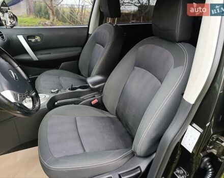 Черный Ниссан Кашкай 2, объемом двигателя 2 л и пробегом 221 тыс. км за 12700 $, фото 34 на Automoto.ua