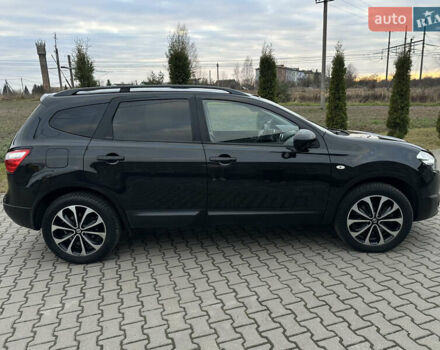 Черный Ниссан Кашкай 2, объемом двигателя 1.6 л и пробегом 211 тыс. км за 11500 $, фото 5 на Automoto.ua