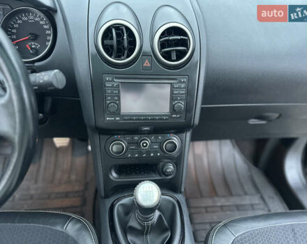 Черный Ниссан Кашкай 2, объемом двигателя 1.6 л и пробегом 211 тыс. км за 11500 $, фото 40 на Automoto.ua