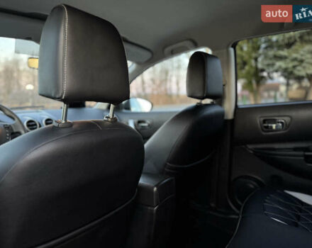 Черный Ниссан Кашкай 2, объемом двигателя 1.5 л и пробегом 154 тыс. км за 11950 $, фото 80 на Automoto.ua