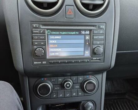 Черный Ниссан Кашкай 2, объемом двигателя 1.6 л и пробегом 230 тыс. км за 12400 $, фото 7 на Automoto.ua