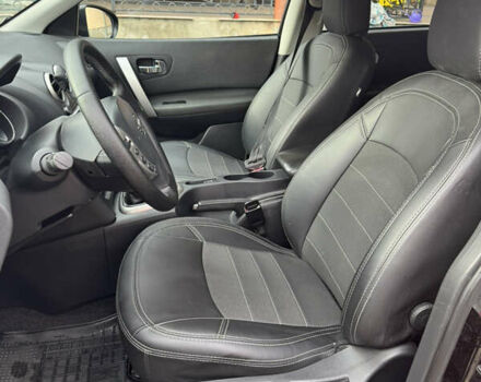 Чорний Ніссан Кашкай 2, об'ємом двигуна 1.6 л та пробігом 196 тис. км за 9999 $, фото 5 на Automoto.ua