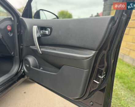 Черный Ниссан Кашкай 2, объемом двигателя 2 л и пробегом 216 тыс. км за 11700 $, фото 32 на Automoto.ua