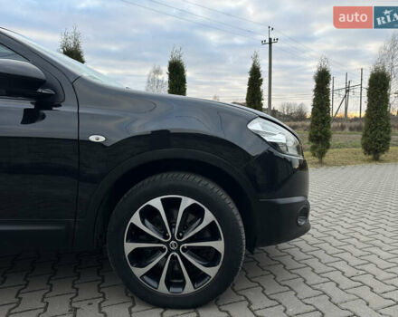 Черный Ниссан Кашкай 2, объемом двигателя 1.6 л и пробегом 211 тыс. км за 11500 $, фото 4 на Automoto.ua