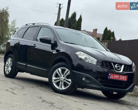 Черный Ниссан Кашкай 2, объемом двигателя 2 л и пробегом 216 тыс. км за 11700 $, фото 6 на Automoto.ua