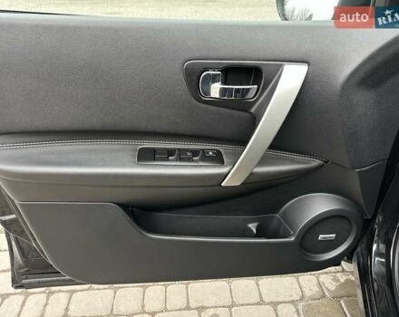 Черный Ниссан Кашкай 2, объемом двигателя 1.6 л и пробегом 232 тыс. км за 10350 $, фото 38 на Automoto.ua