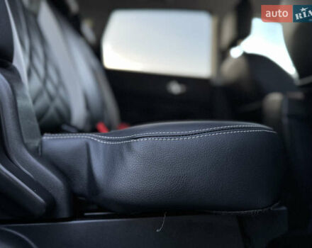 Черный Ниссан Кашкай 2, объемом двигателя 1.5 л и пробегом 154 тыс. км за 11950 $, фото 76 на Automoto.ua