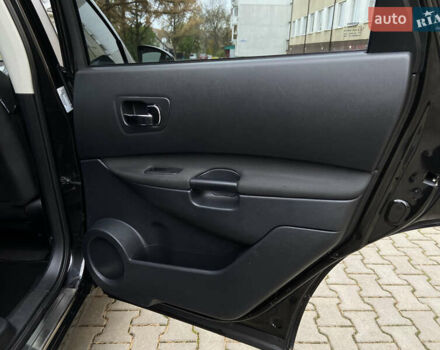 Черный Ниссан Кашкай 2, объемом двигателя 1.6 л и пробегом 223 тыс. км за 10350 $, фото 44 на Automoto.ua