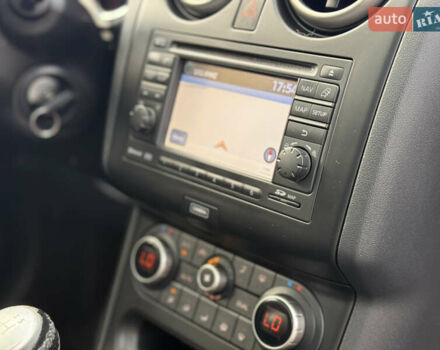 Черный Ниссан Кашкай 2, объемом двигателя 1.5 л и пробегом 230 тыс. км за 13200 $, фото 31 на Automoto.ua