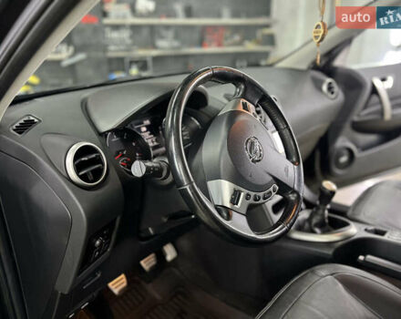 Чорний Ніссан Кашкай 2, об'ємом двигуна 1.6 л та пробігом 277 тис. км за 10750 $, фото 11 на Automoto.ua