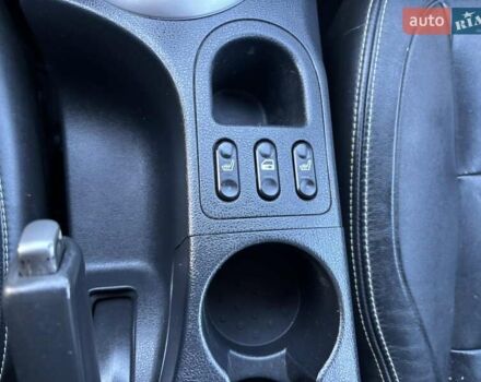 Чорний Ніссан Кашкай 2, об'ємом двигуна 1.6 л та пробігом 225 тис. км за 10800 $, фото 17 на Automoto.ua